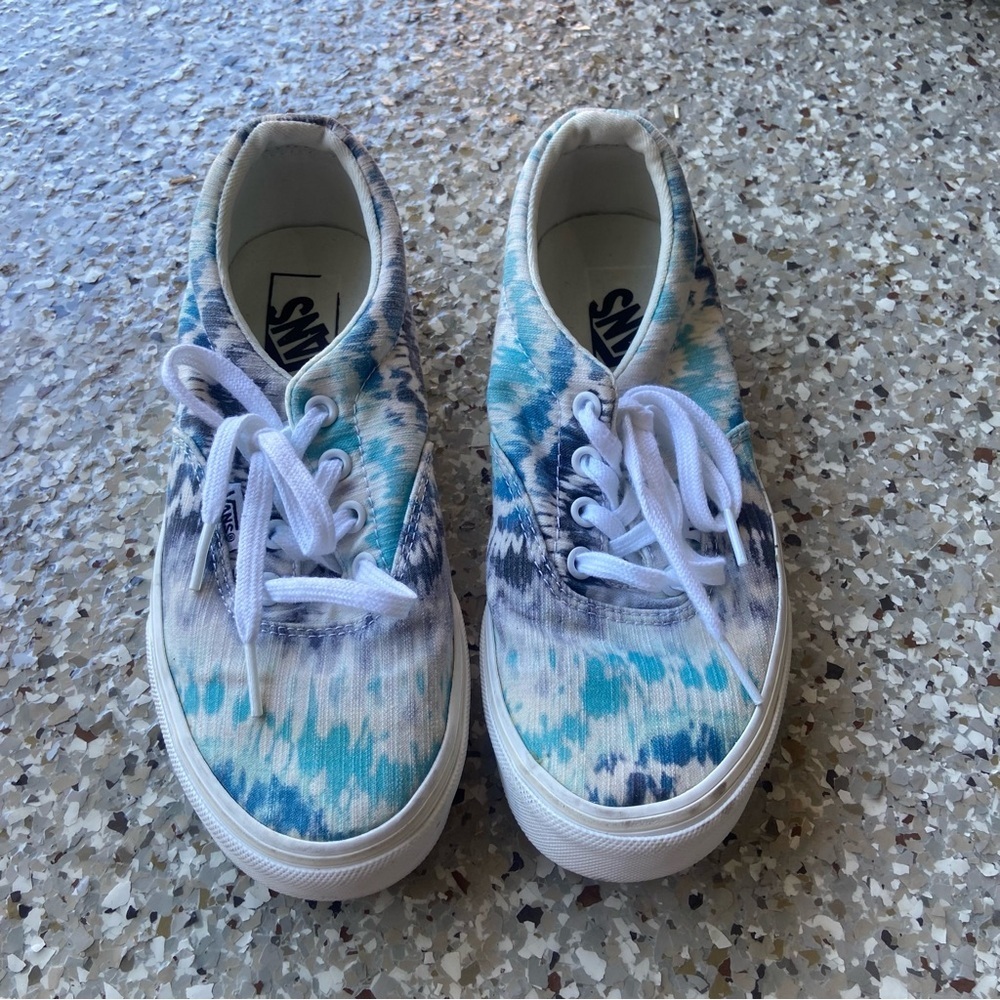 Womens tie dye blue vans sneakers size 6